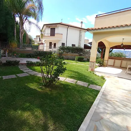 Framaca Villa Furnari